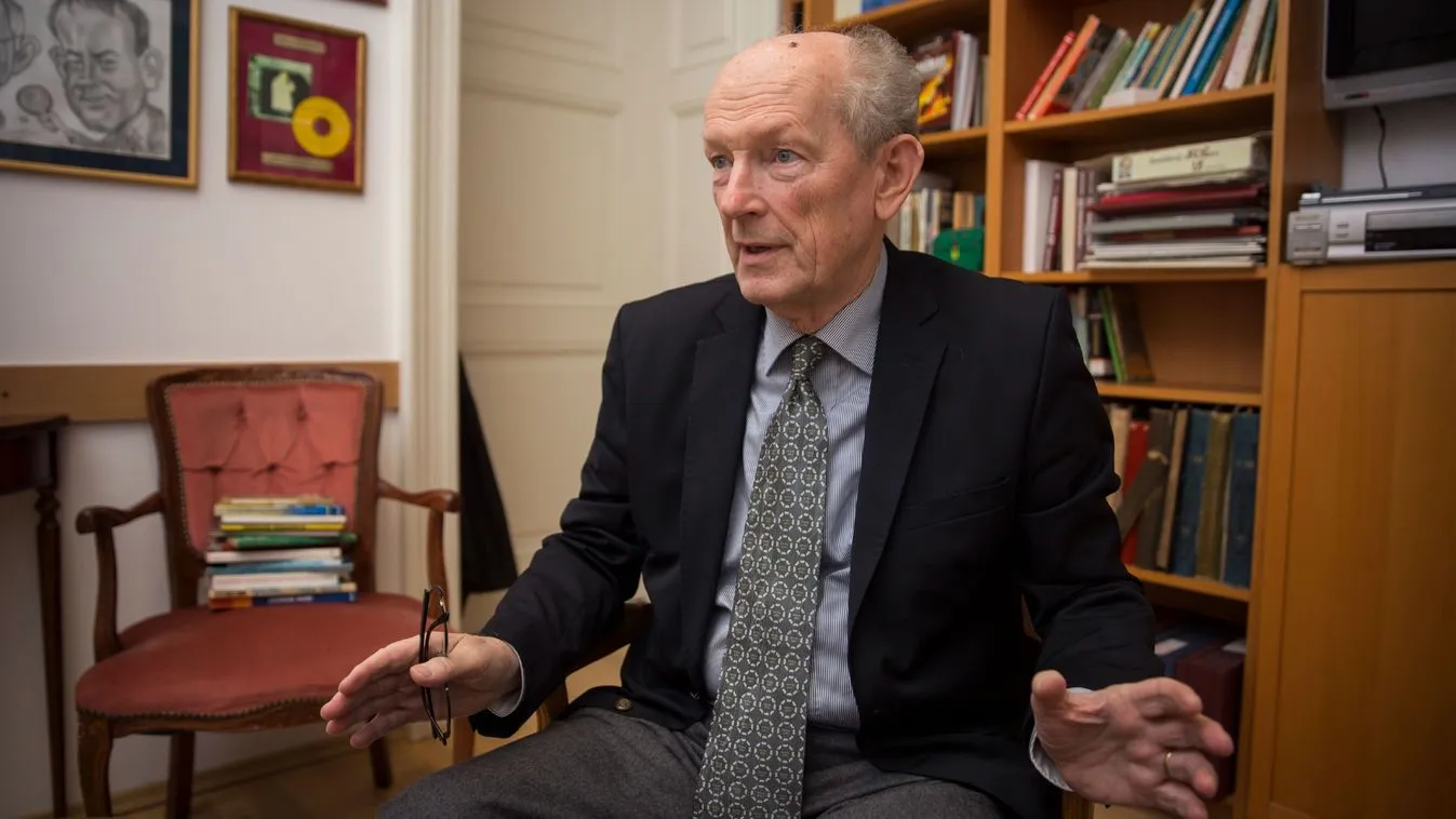 Novotny Zoltán: Mi voltunk azok, akik „bemondtuk a rádióban”