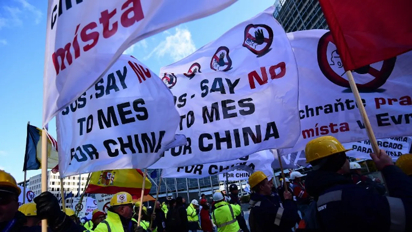 A kínai dömping ellen tüntetnek Brüsszelben