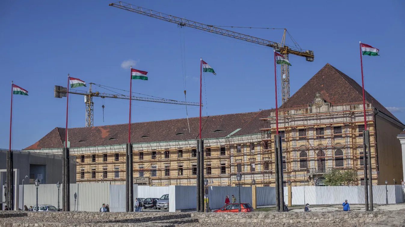 Lázárra vár a takarítás, az ellenzék szerint tudott róla