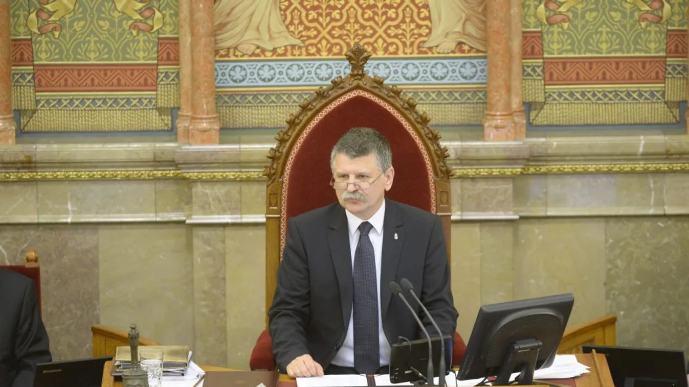 Hatvan külföldi politikusnak írt levelet a "koronavírus-törvényről" Kövér László