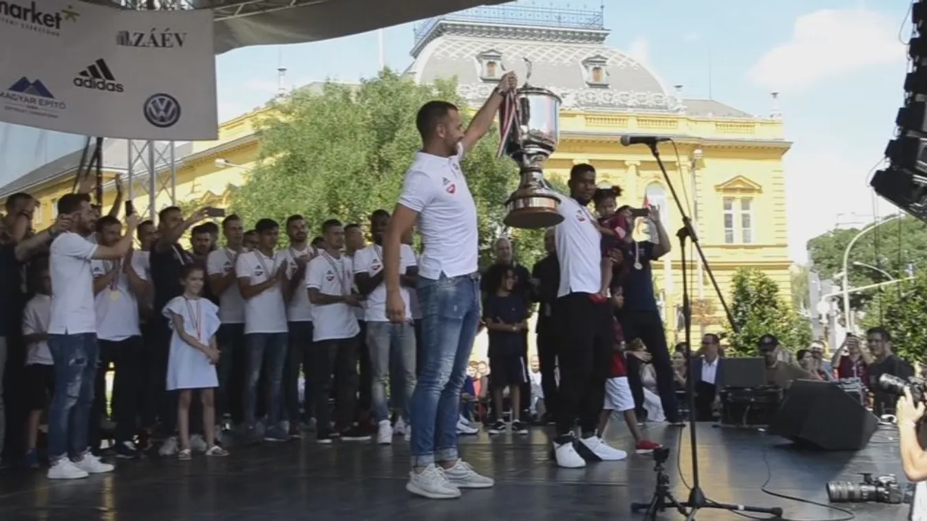 Szurkolókkal ünnepelt a Videoton