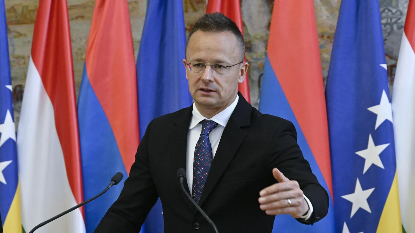 Szijjártó Péter: Magyarország nem fog befogadni illegális bevándorlókat, akárhogy is erőszakoskodnak