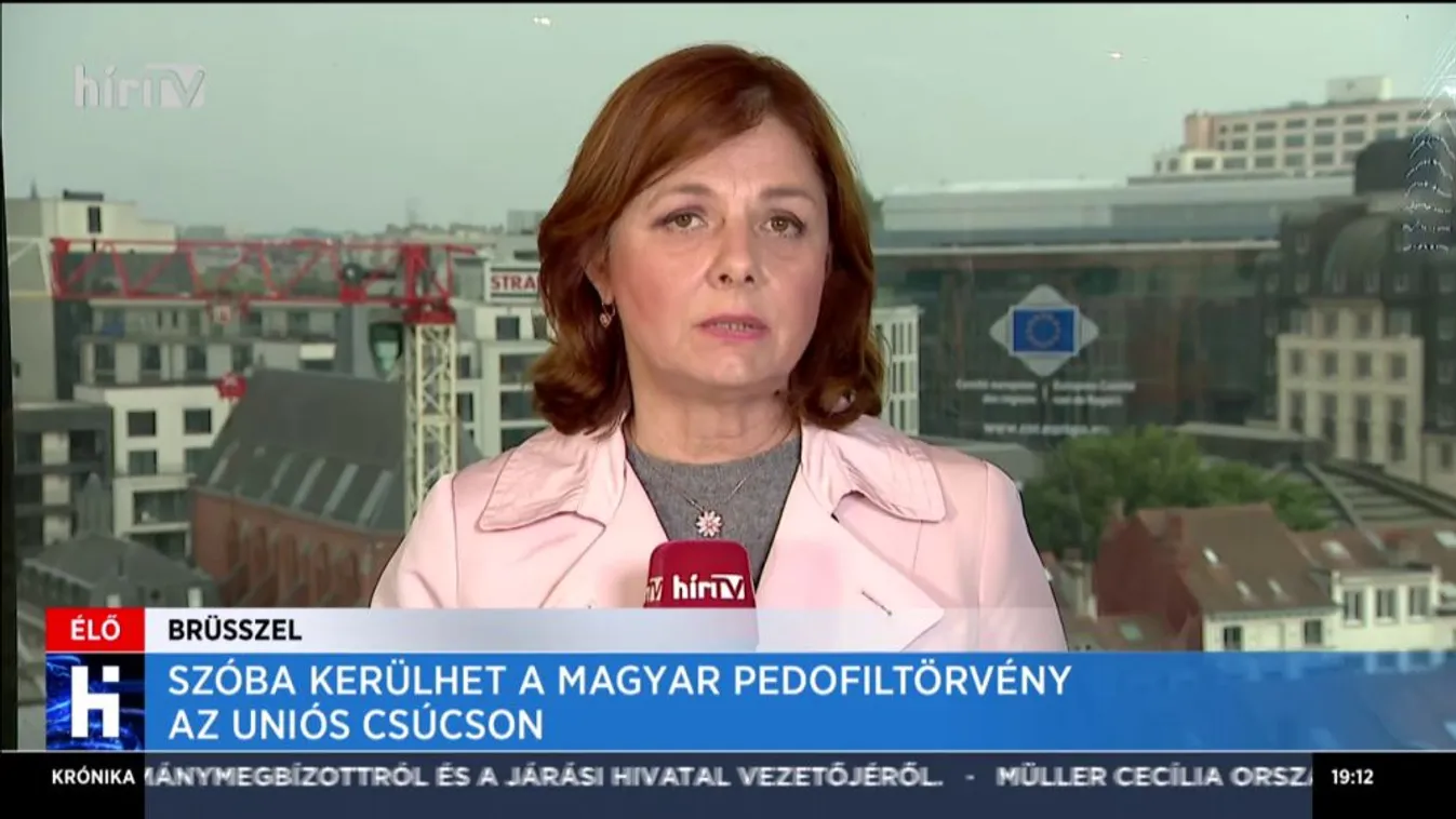 Mark Rutte: Orbán Viktort térdre kell kényszeríteni