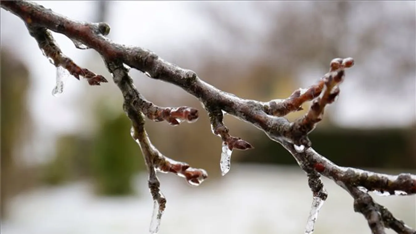 Mindenhol mérsékelték vagy visszavonták a riasztásokat, de éjjel ismét várható ónos eső