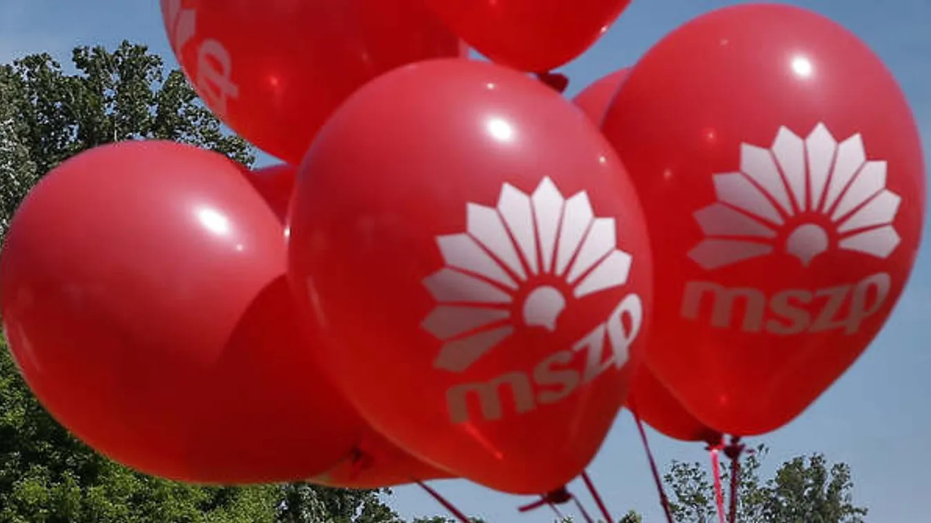 Mindenhová kinyújtja csápjait a vörös polip Szombathelyen