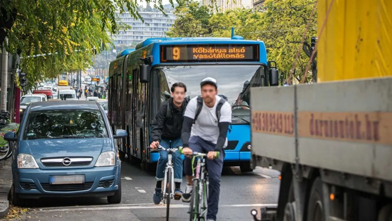 Jönnek a Nagykörútra is Karácsony karói, már kezdődik is a kivitelezés
