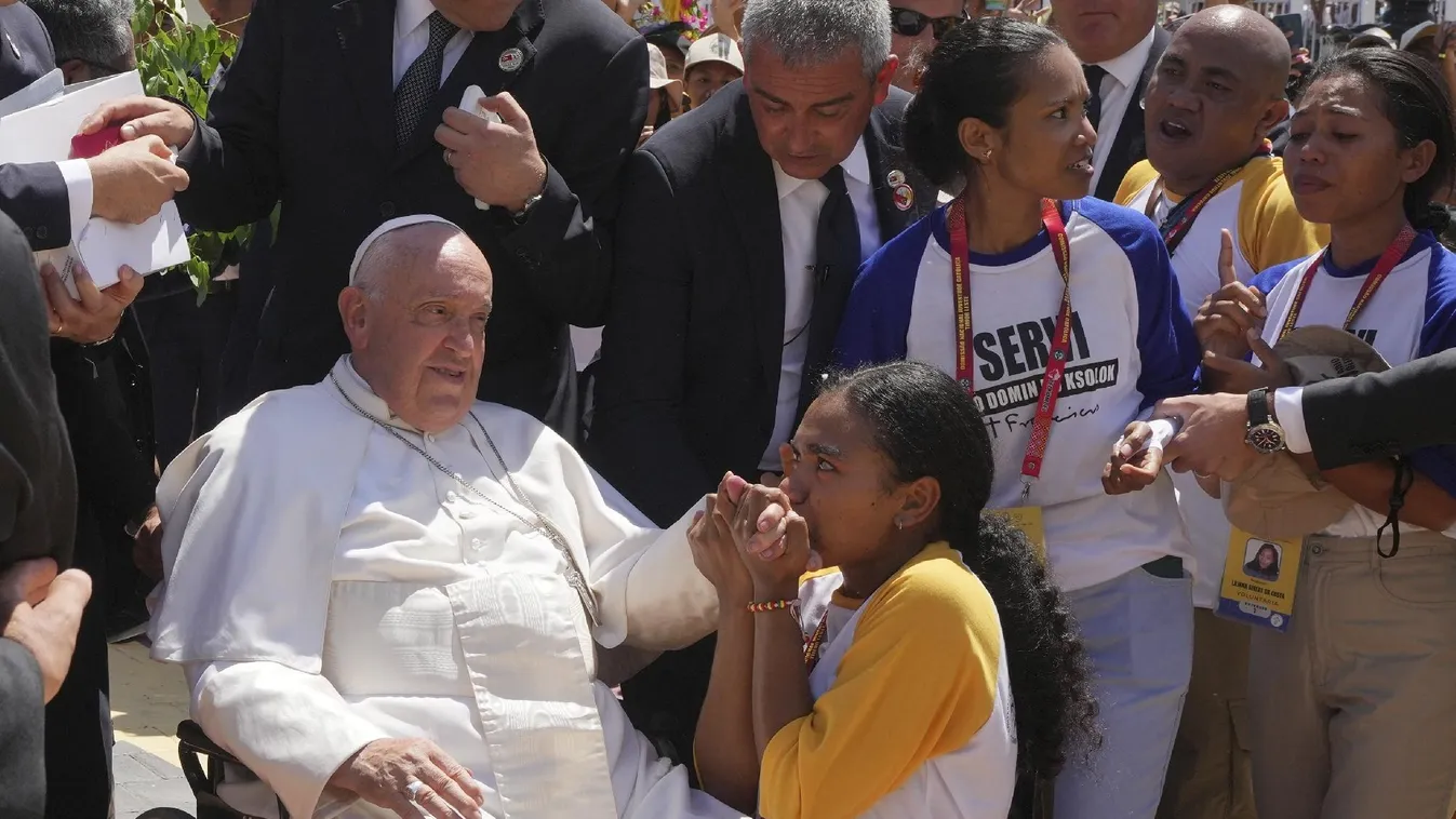 Ferenc pápa megérkezett Szingapúrba