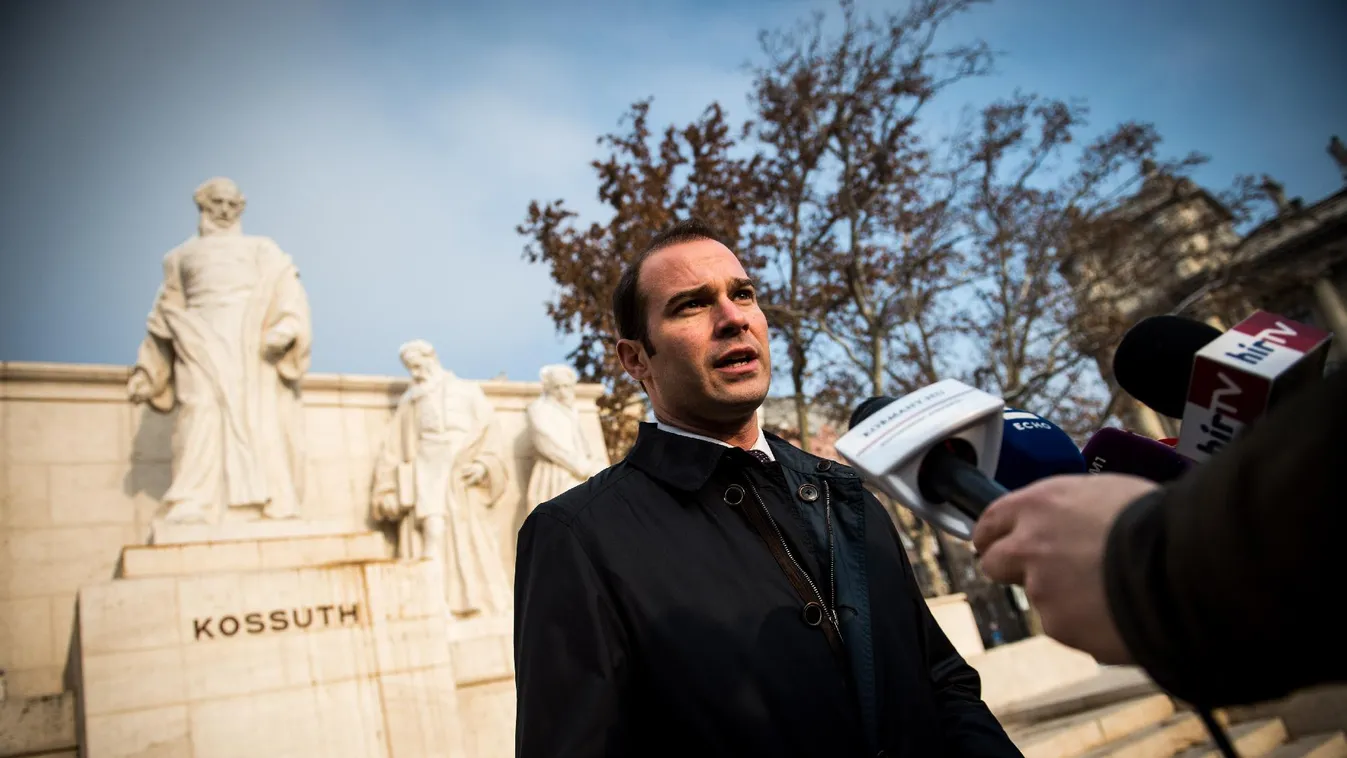 Hollik István ülhet be Hirt Ferenc parlamenti helyére