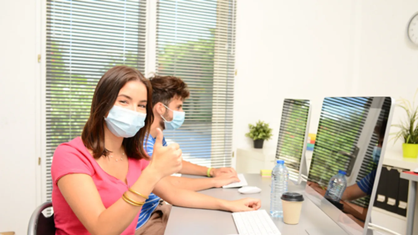 Szerdán még foglalhatnak időpontot oltásra a 16-18 évesek