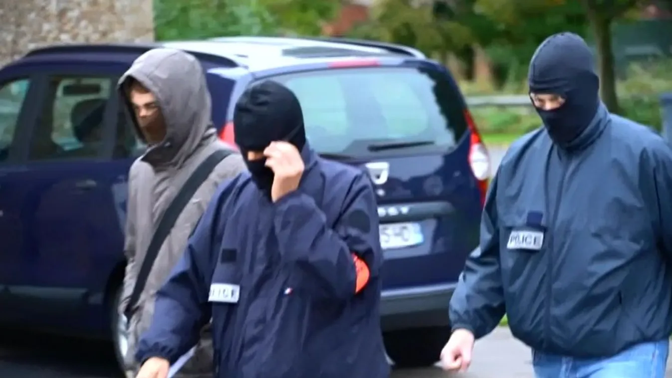 Megrohamozott a francia rendőrség egy muszlim imaházat