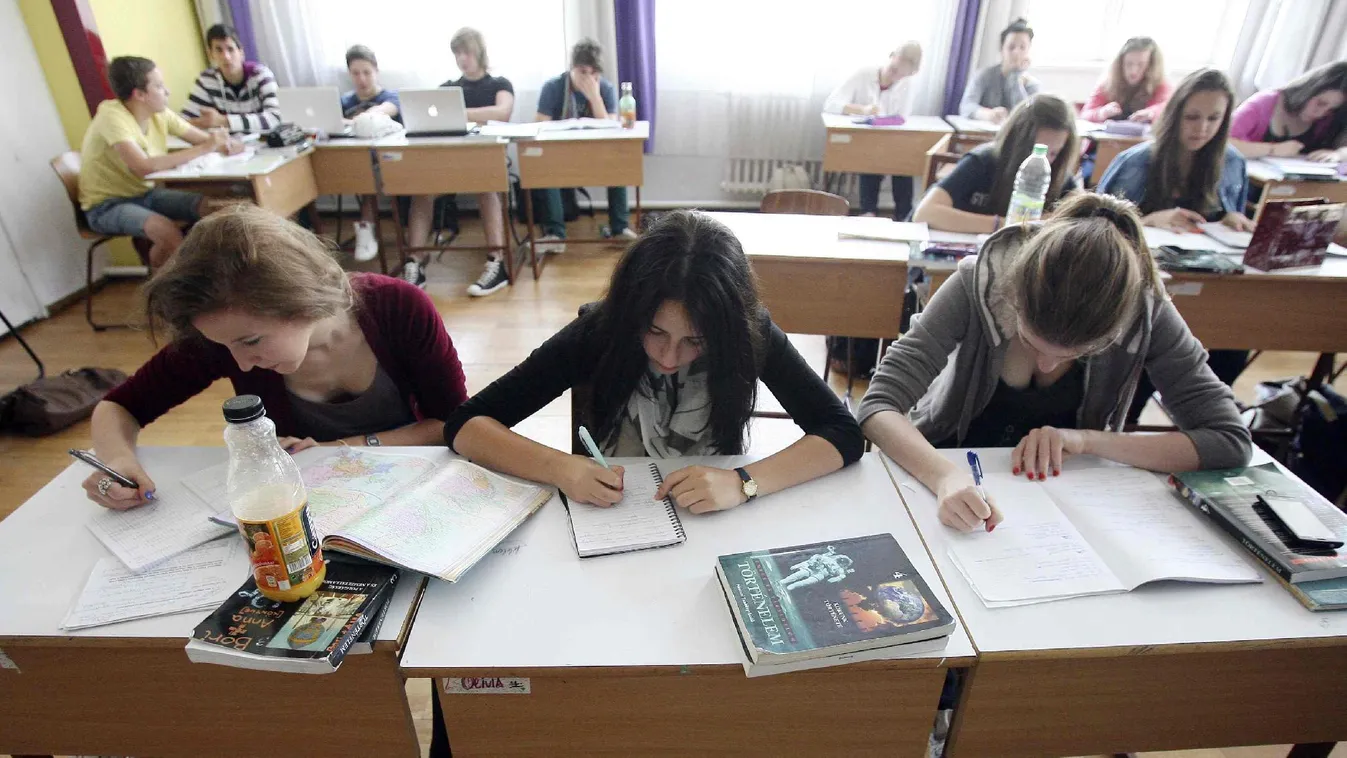 Mire menne az oktatás 1300 milliárd forinttal? – Reggeli járat