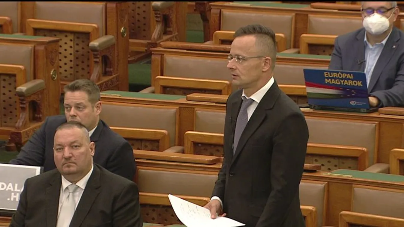 Szijjártó: 151 vállalat több mint 32 ezer munkahely megvédését vállalja 75,3 milliárd forint beruházással