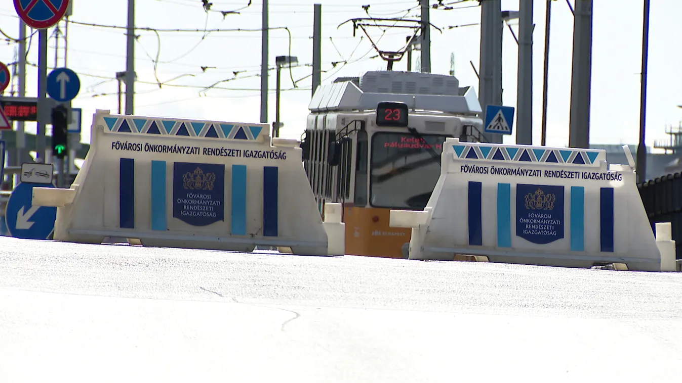 Egyre több intézkedés lehetetleníti el a fővárosban közlekedő autósokat