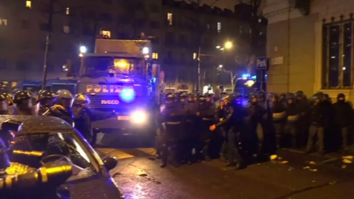 Szélsőbaloldali tüntetőkkel csaptak össze a rendőrök Torinóban