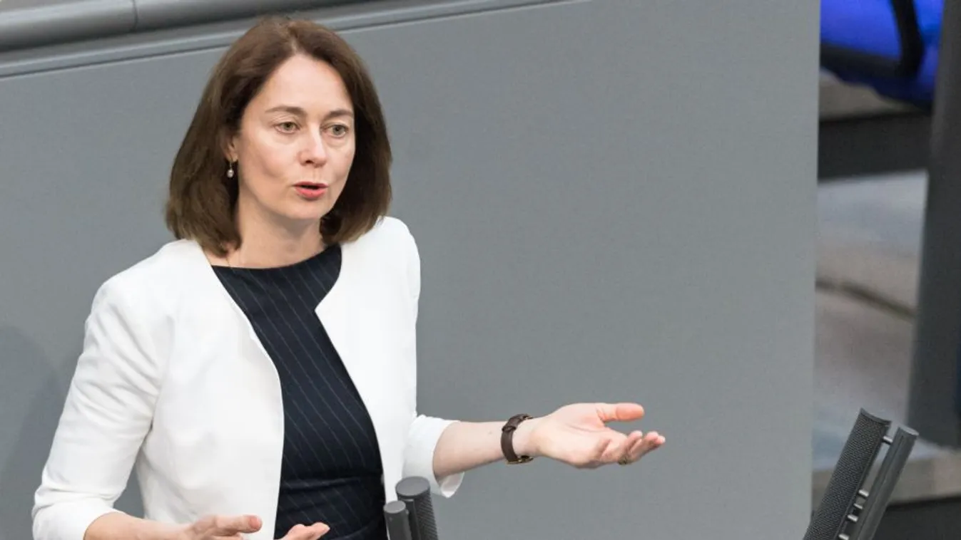 EP-alelnök: Ki kell éheztetni pénzügyileg az olyan tagállamokat, mint Lengyelország és Magyarország