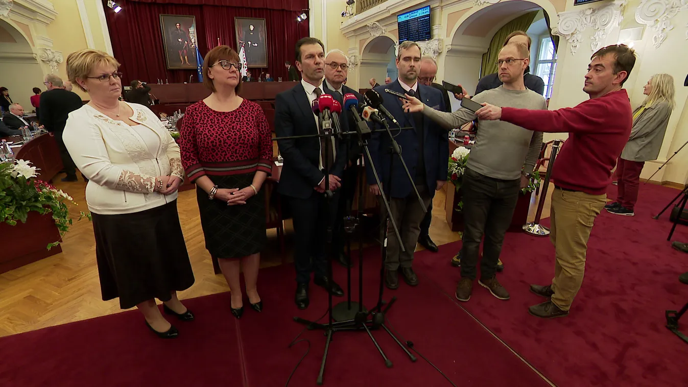 Átejtette az MSZP volt polgármestereit