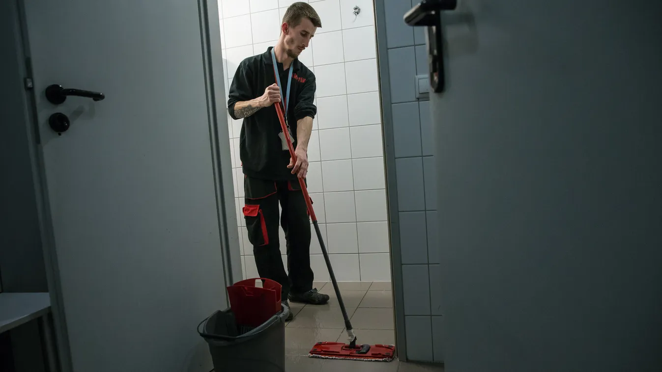 Vállalkozni, és ne olcsó munkaerőnek menjenek a magyarok Ausztriába!