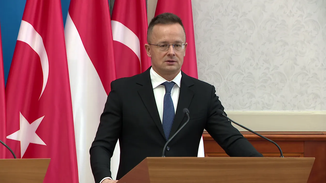 Szijjártó: Keleti nyitás nélkül a magyar gazdaság nem tudott volna rekordokat dönteni az elmúlt években