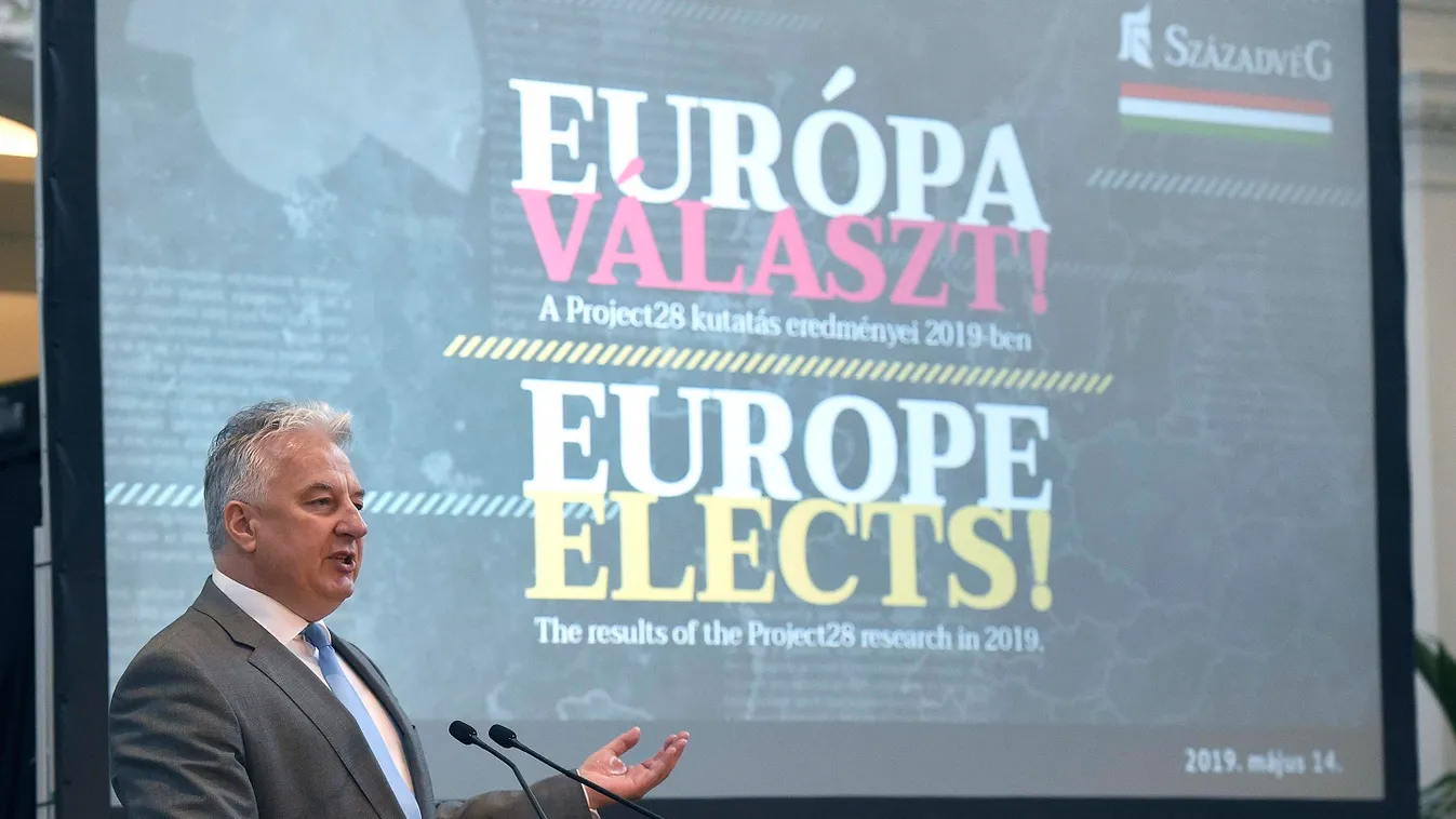 Az egységes Kárpát-medencei felsőoktatási tér kialakításának egyik kulcseleme a Makovecz-ösztöndíjprogram