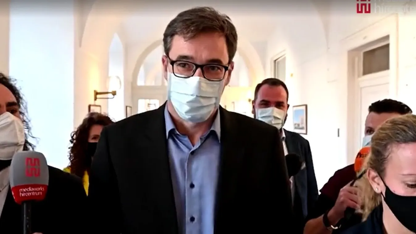 Karácsony is követi Márki-Zay agymenését a Városháza ügyében