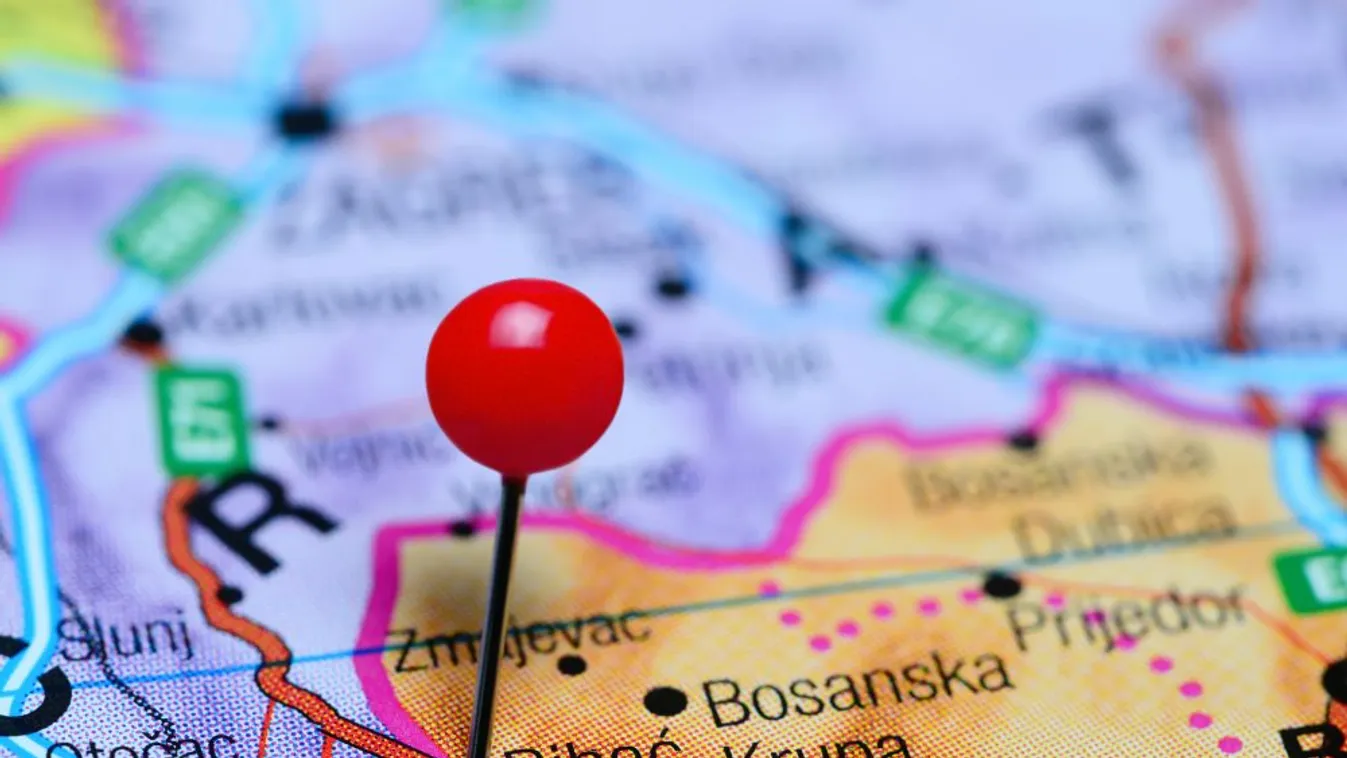 Boszniában több mint száz migránst találtak egy magánházban