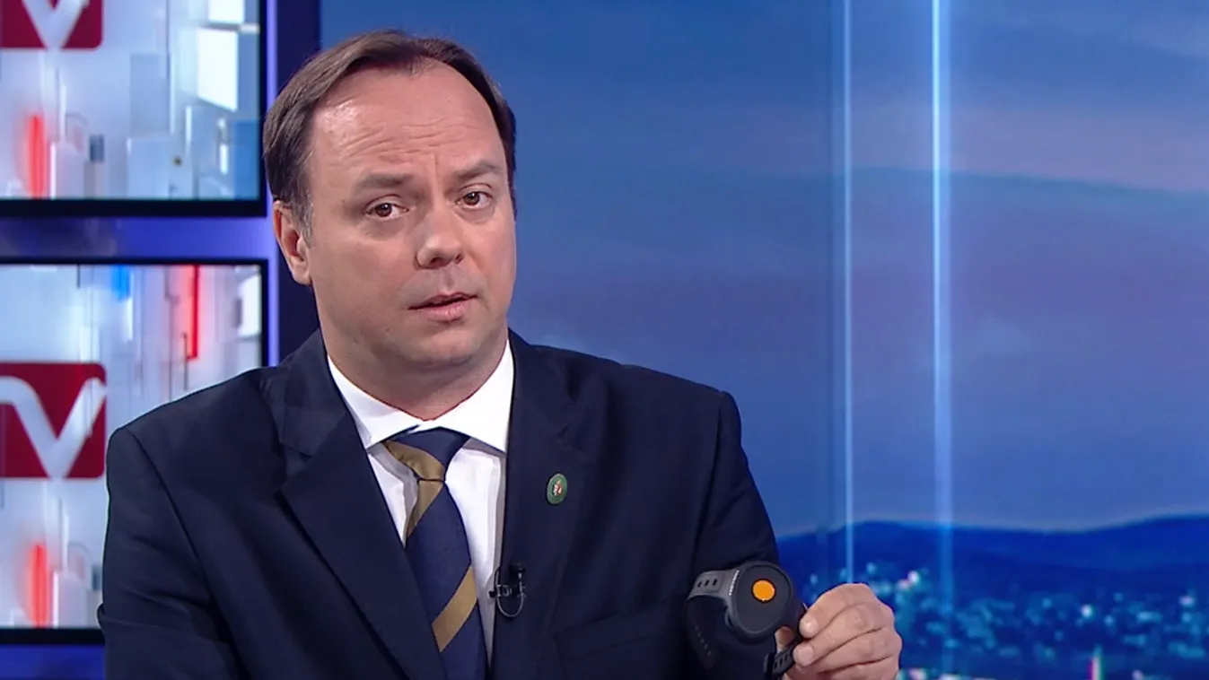 Napindító - Gondosóra - segítség egy gombnyomással