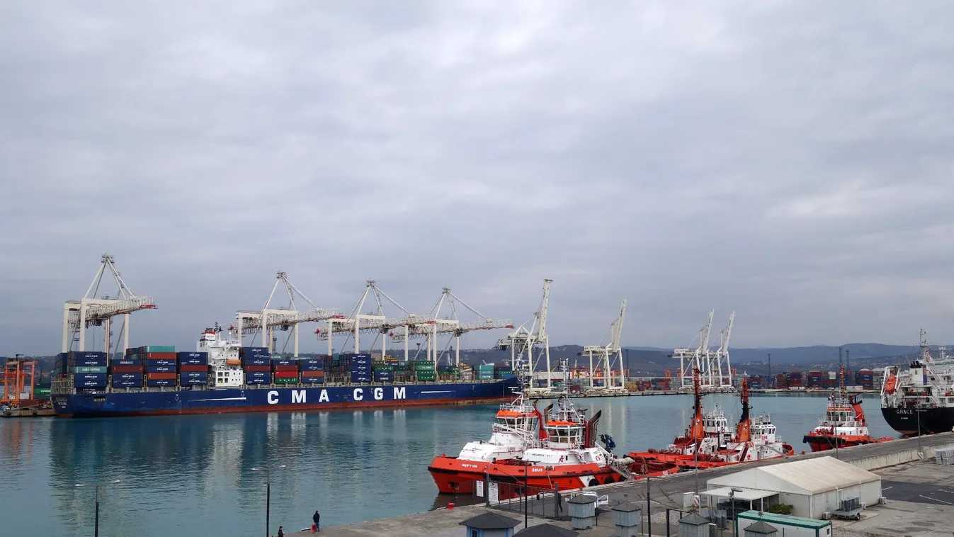 Keményen bírálta az EU Trump vámrendeletét