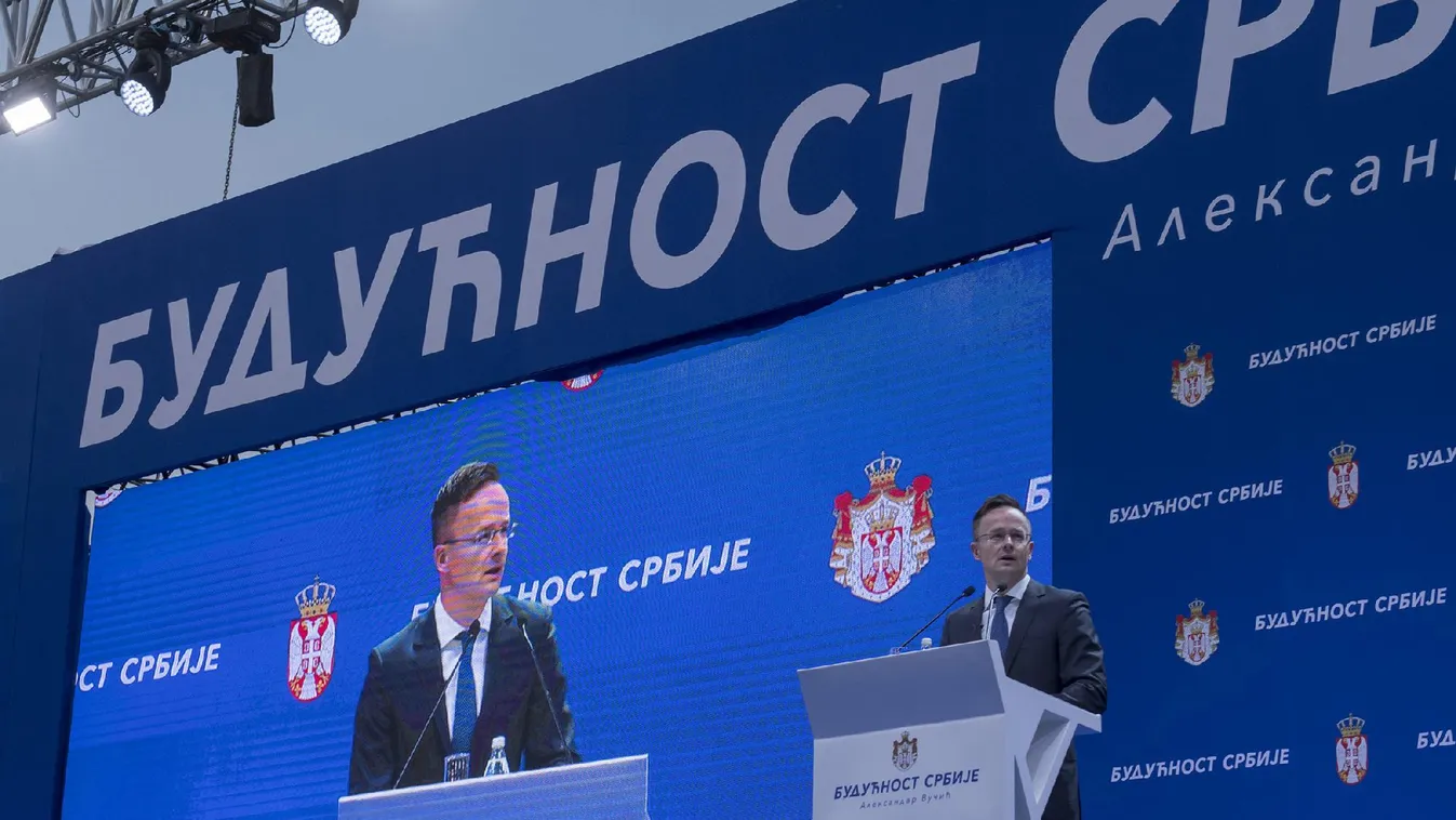 Szijjártó Péter a Szerb Haladó Párt belgrádi nagygyűlésén