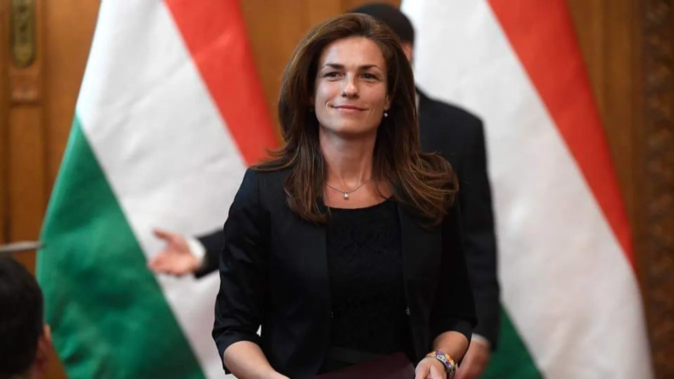 Koronavírus: Szigorítana a kormány az álhírterjesztőkkel szemben