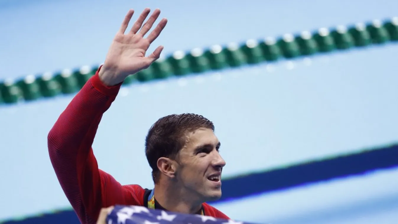 Phelps tizenkilenc olimpiai aranynál jár