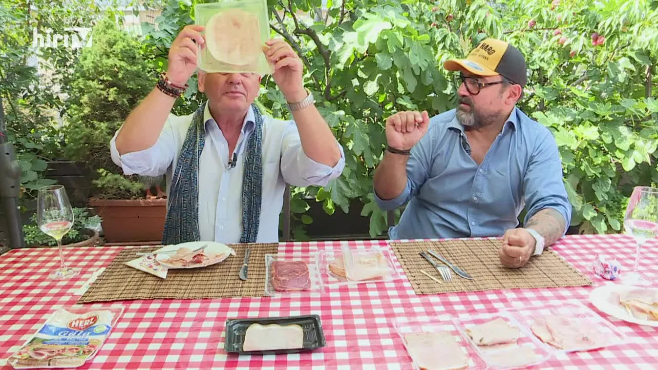 Panaszkönyv: Az uzsonnára csomagolt szendvics valódi tartalma