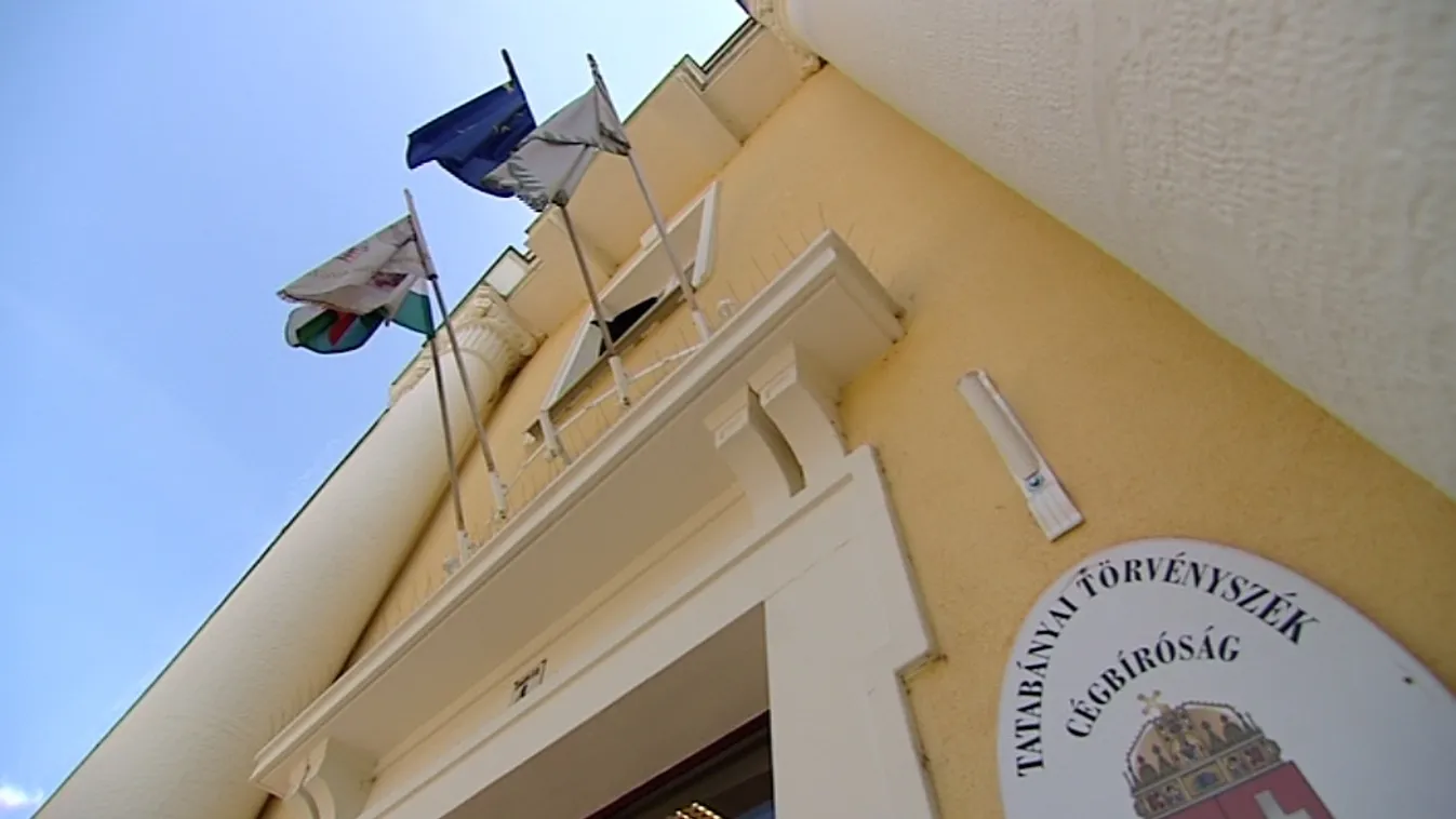 Szexuálisan zaklatta diákjait a hittantanár