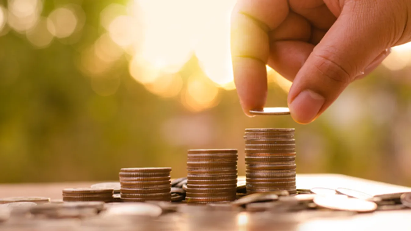 Emelkedik a pedagógusok bére és ösztöndíjat kapnak a tanulók a szakképzésben