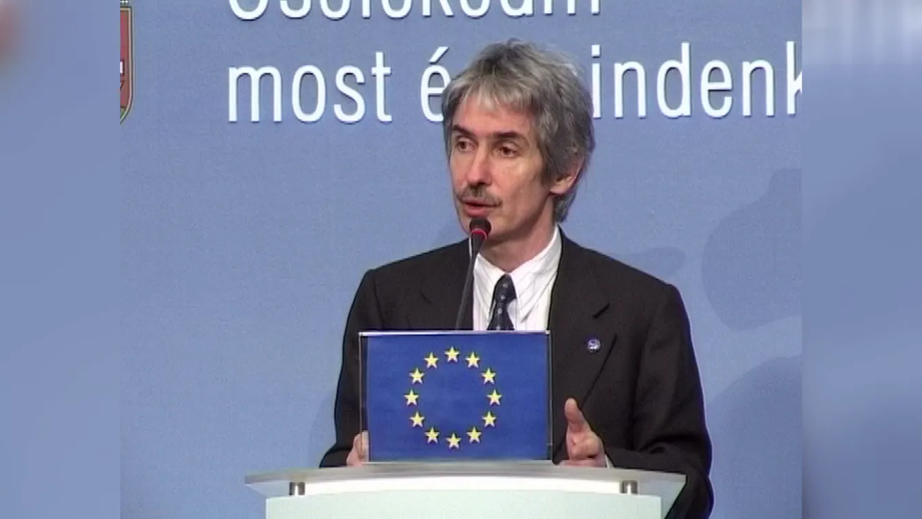 Korrupció miatt gyanúsítottként hallgatott ki a nyomozó főügyészség egy volt szocialista minisztert + videó