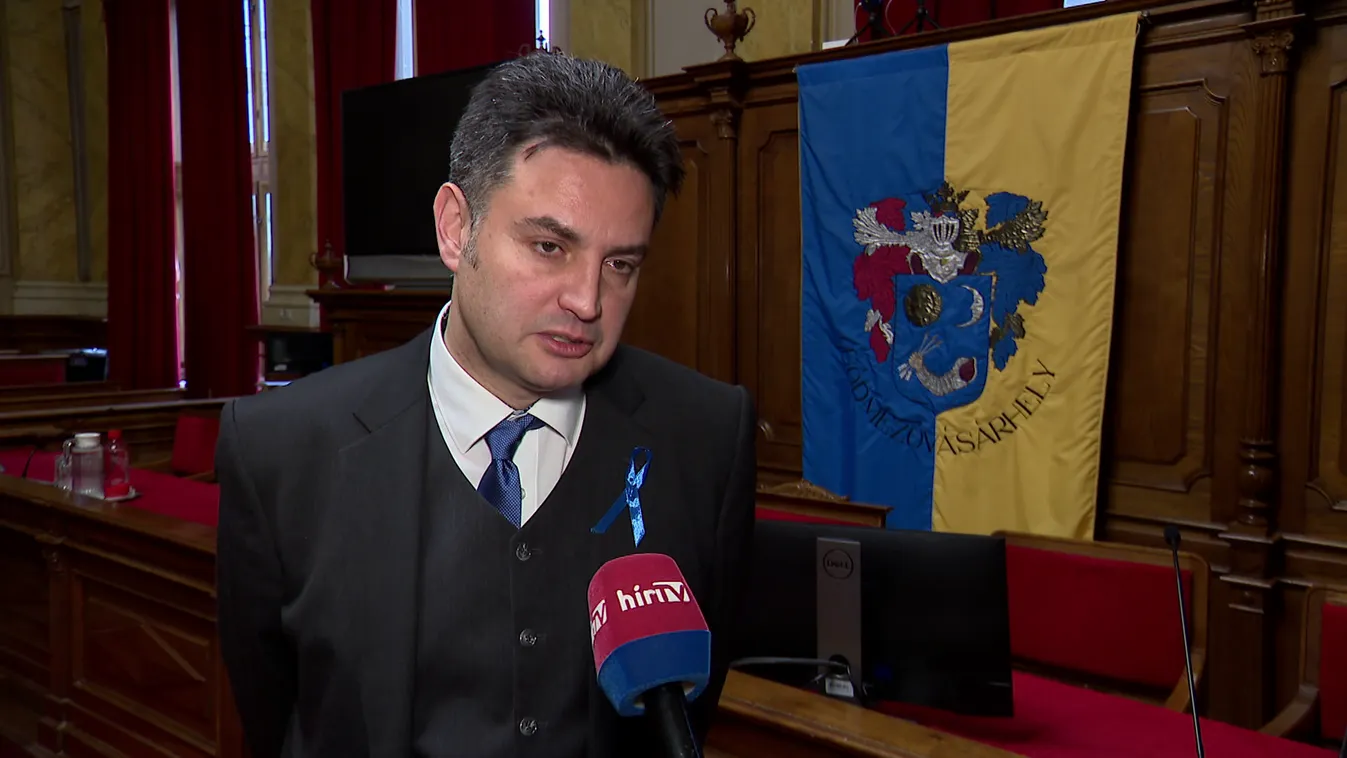 15 ezren töltötték ki Márki-Zay Péter konzultációját