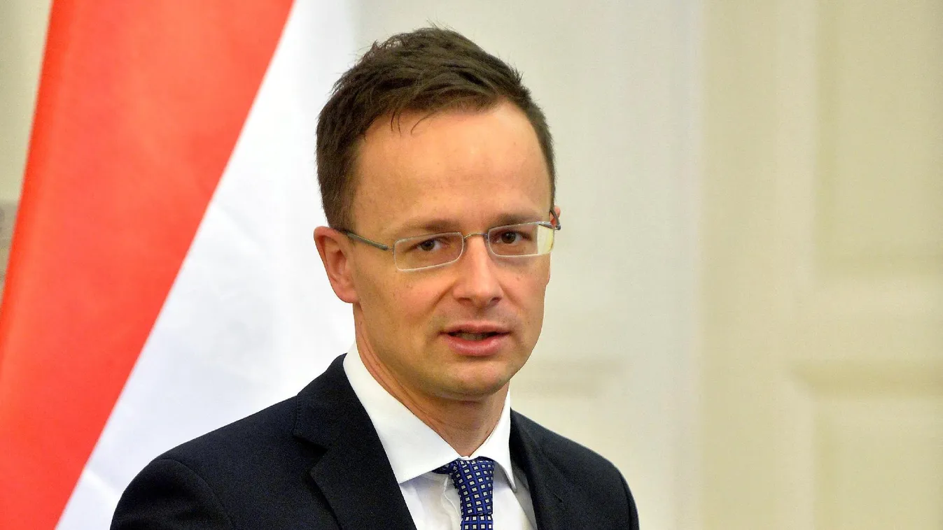 Szijjártó: Hosszú távú védekezésre kell berendezkedni