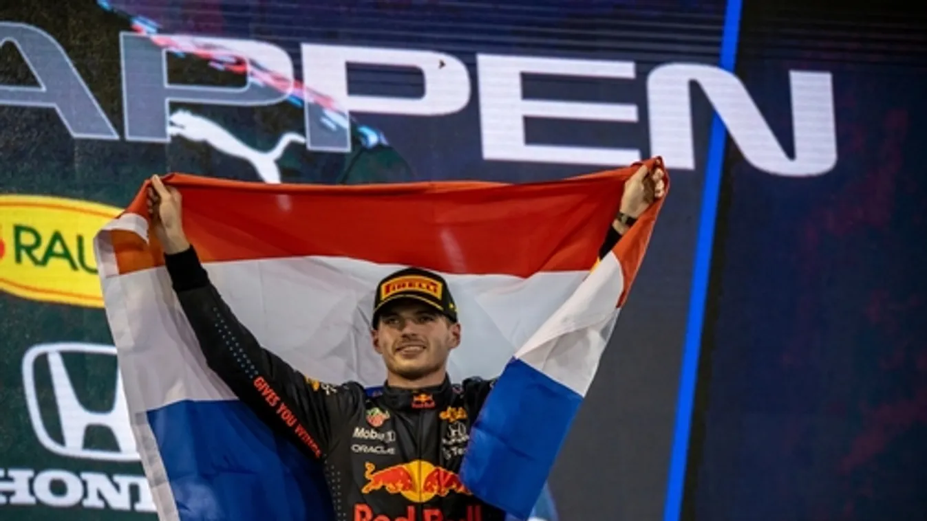 Bahreini Nagydíj - A címvédő Verstappen sima sikerével kezdődött az idény