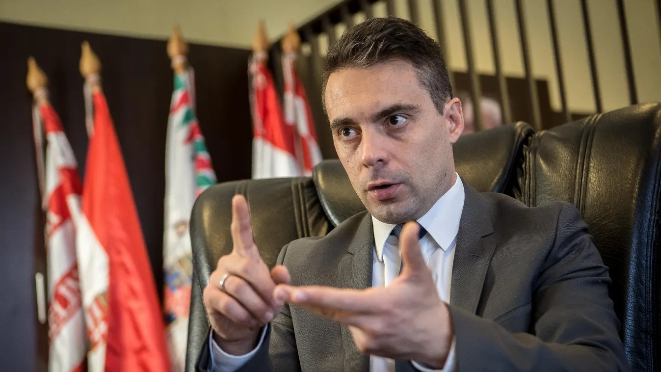 Vona pártok felett álló vezetőként térhet vissza