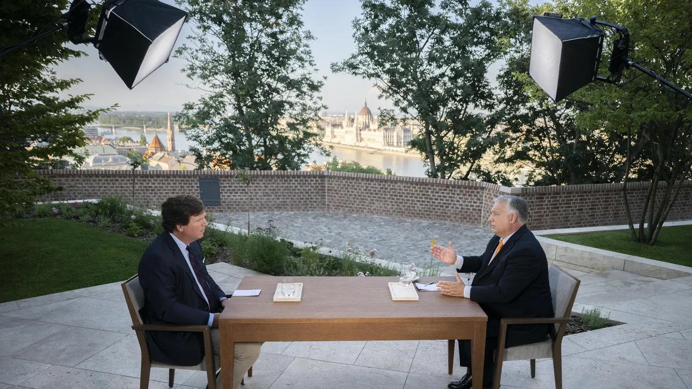 Lehet-e überelni a gigantikus nézettséget? Újabb sztárújságíró jelentkezett be Orbán-interjúra