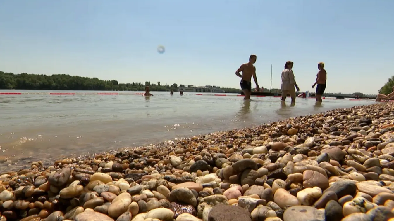 Nem tudni milyen vízben fürödtek a római-parti strandolók