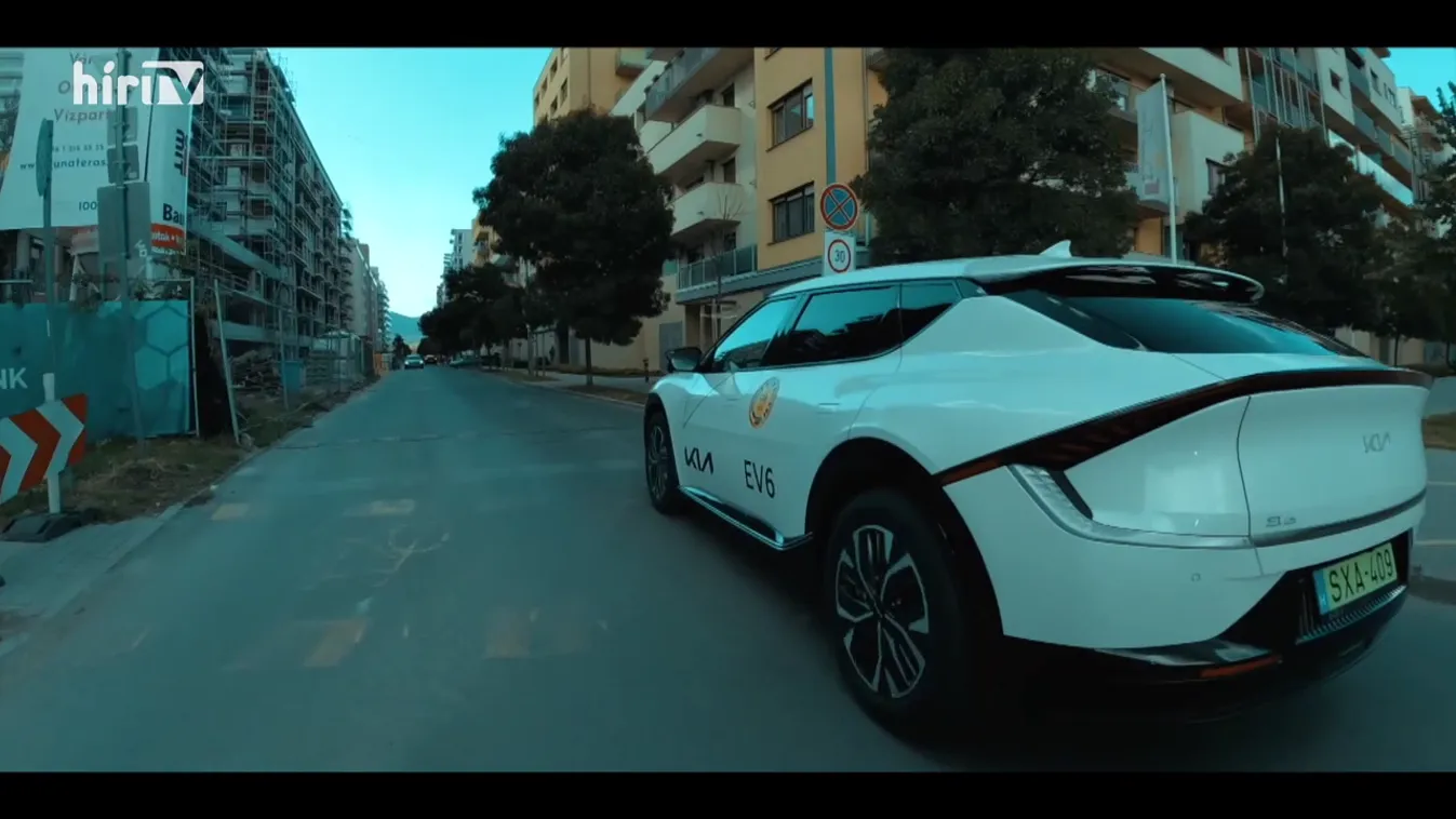 StartStop: Negyedóra alatt 0-ról 80 százalékra tölthető a 2022-es év autója