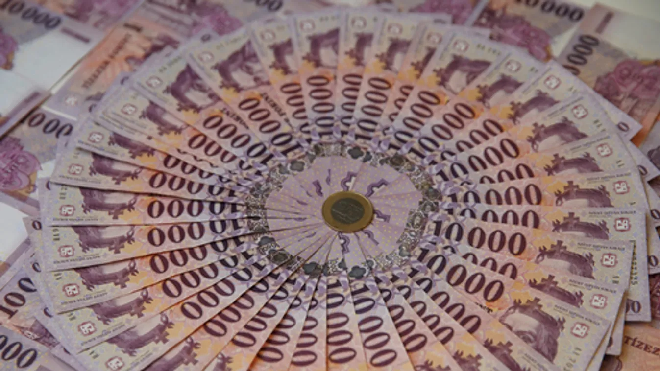 Erősödött kissé a forint