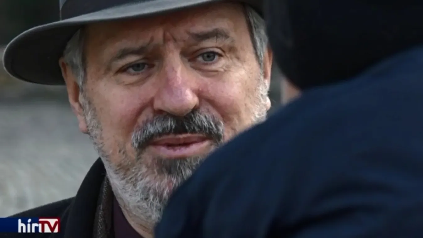 Tüntetett Pécsett, repült a munkahelyéről