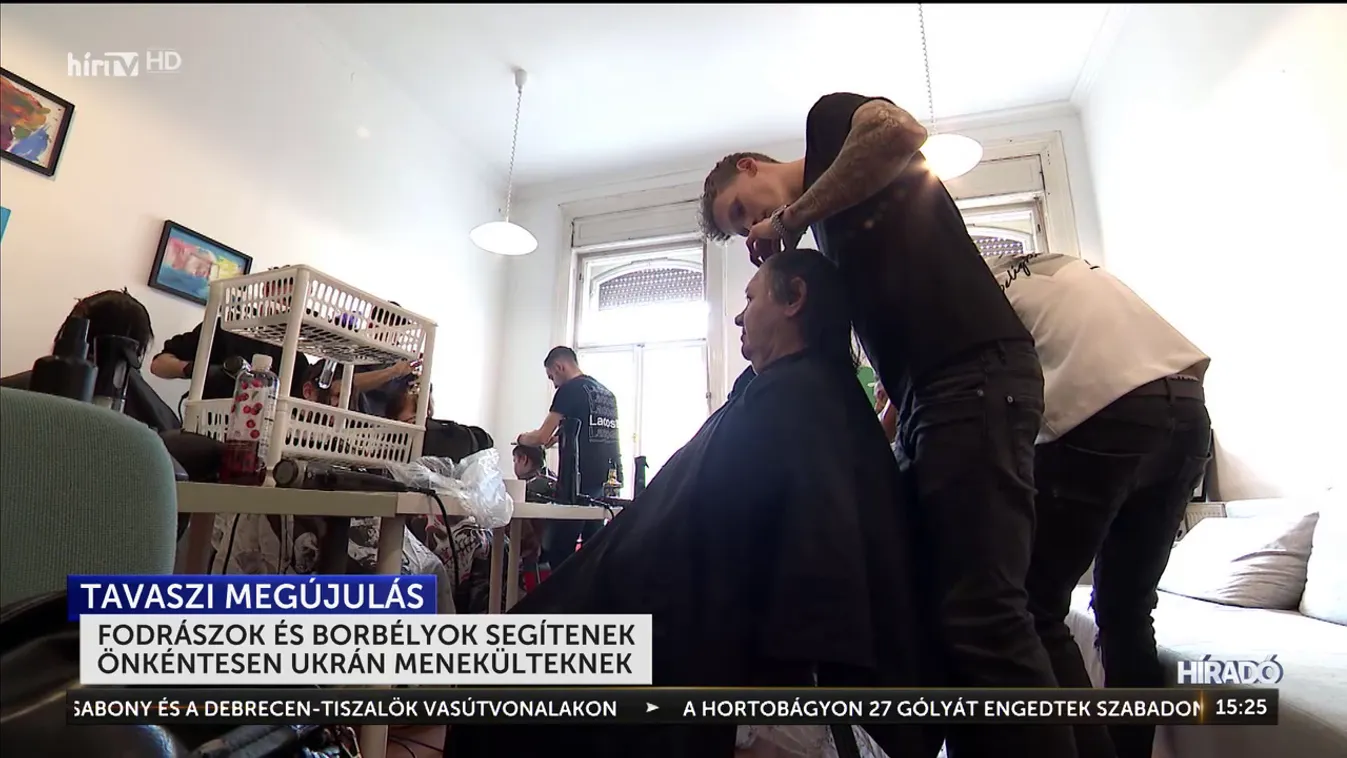 Fodrászok és borbélyok segítenek önkéntesen ukrán menekülteknek + videó