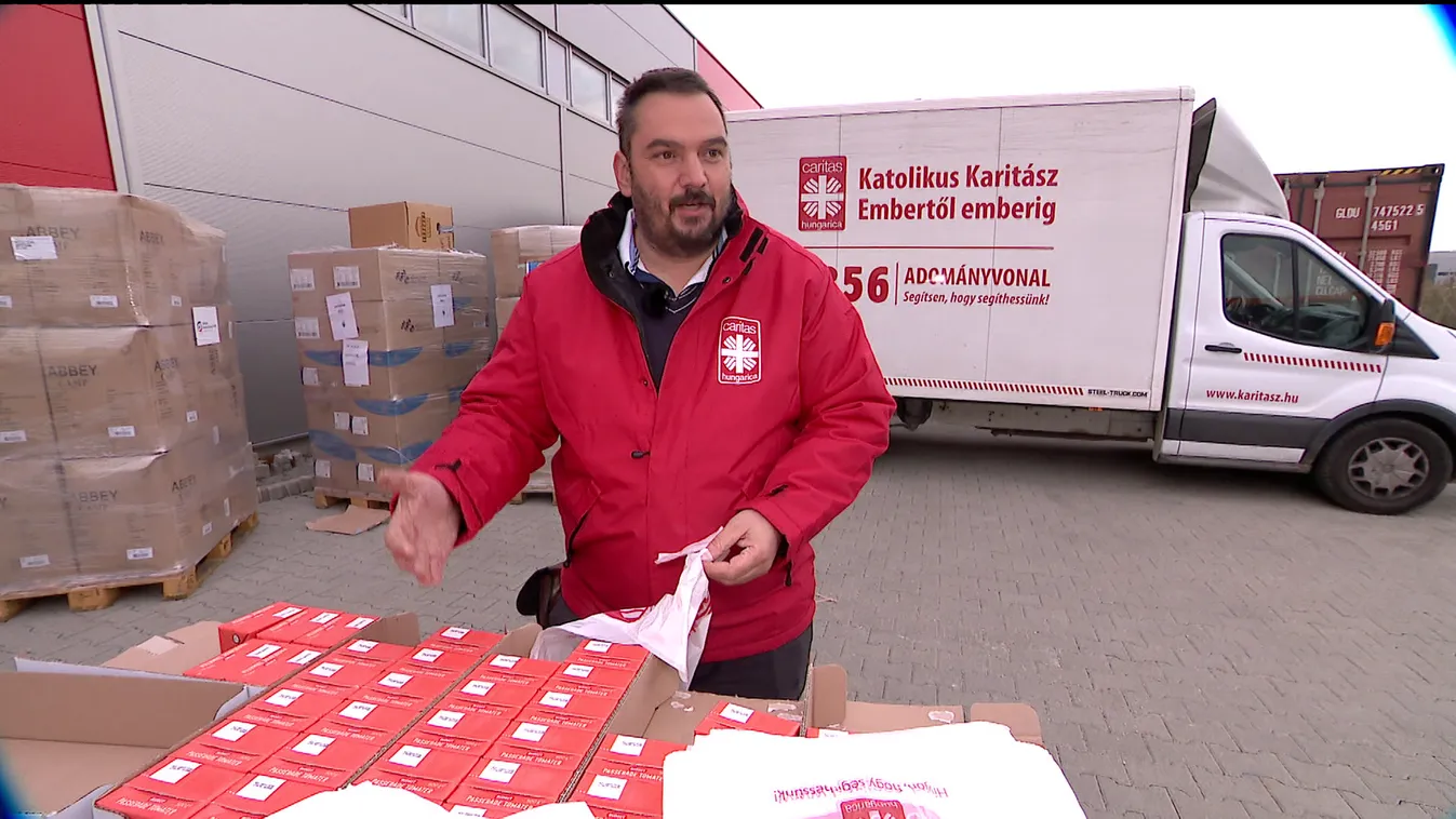 Mozaik: Jótékonysági csomagokat készítettek