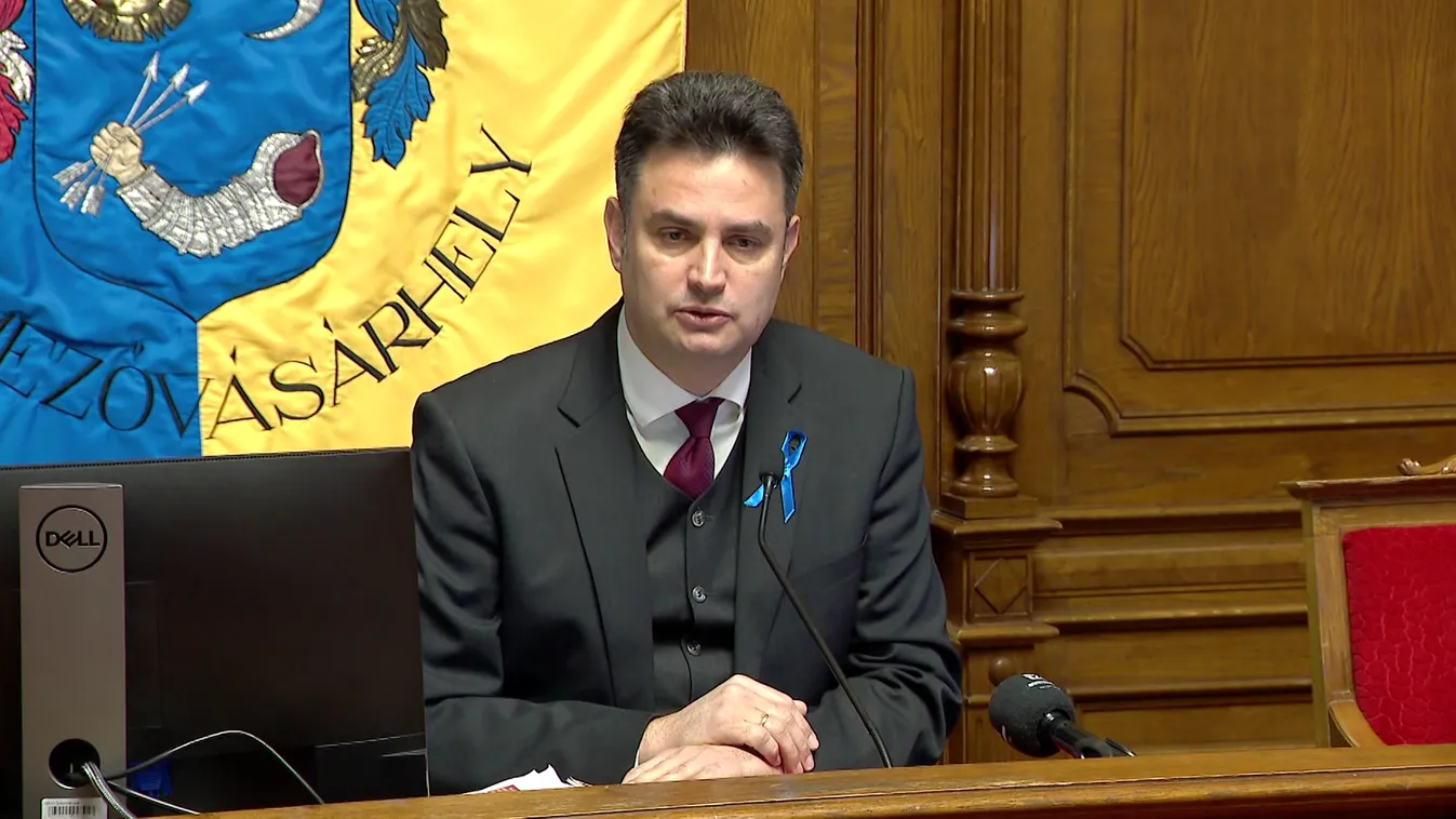 Márki-Zay: Aki azt gondolja, hogy 4 milliárd forint sok pénz, az ostoba