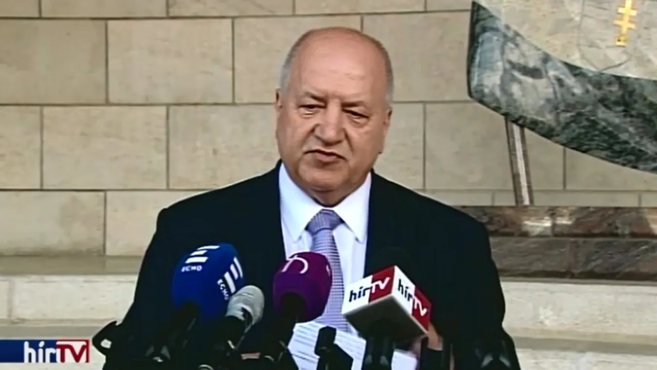 Korózs látott valamit, állítja, titkolózik a kormány