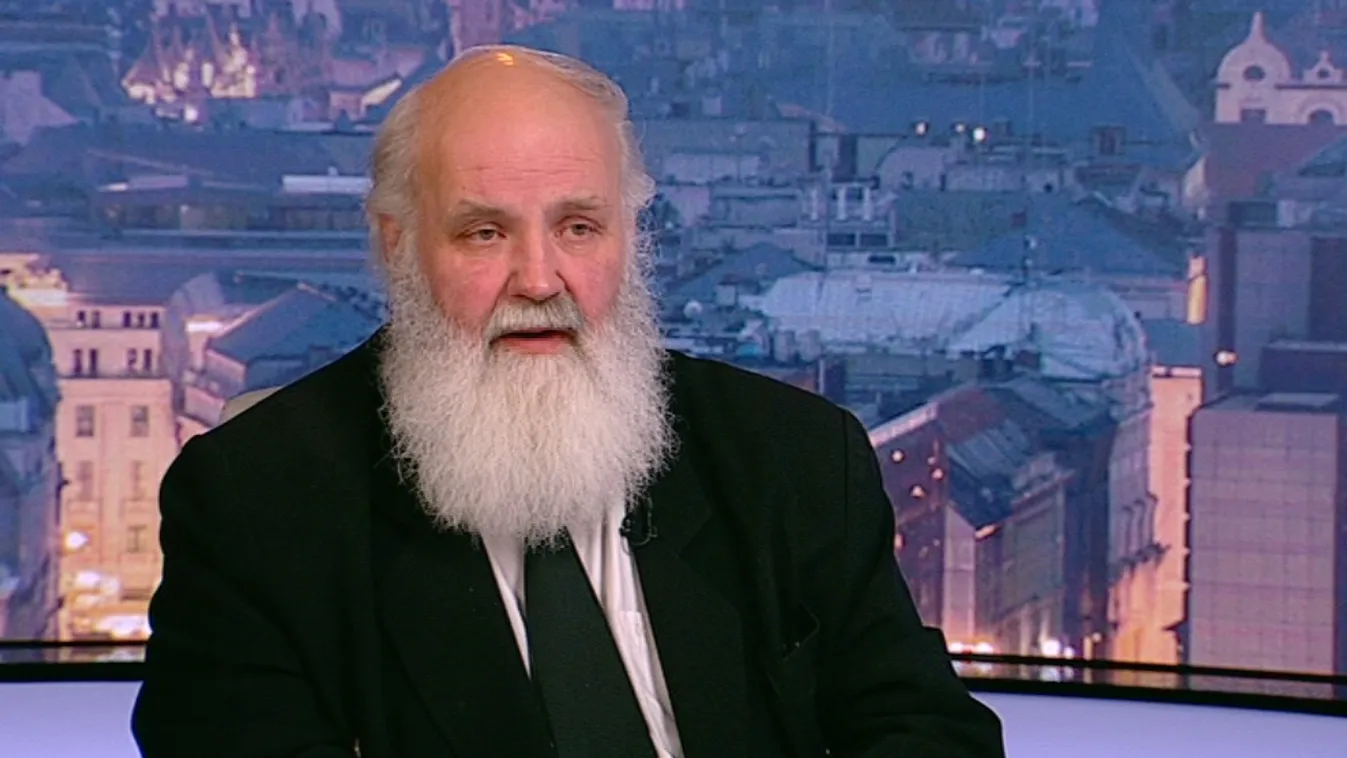 Iványi: Orbán nem Isten kegyelméből, hanem a türelméből lehet kormányon