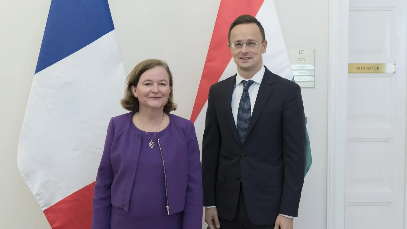 Szijjártó: a magyar kormány nem hátrál