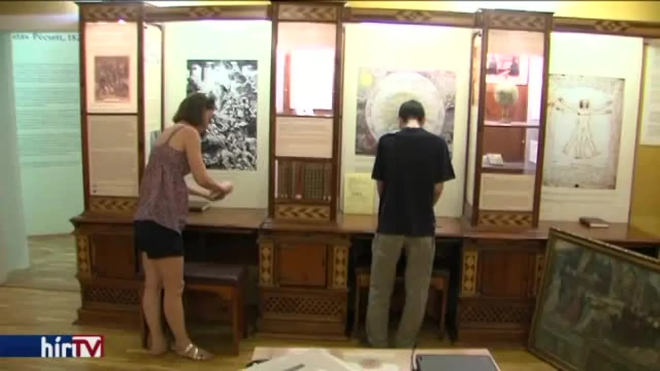 Rendhagyó kiállítás Pécsett